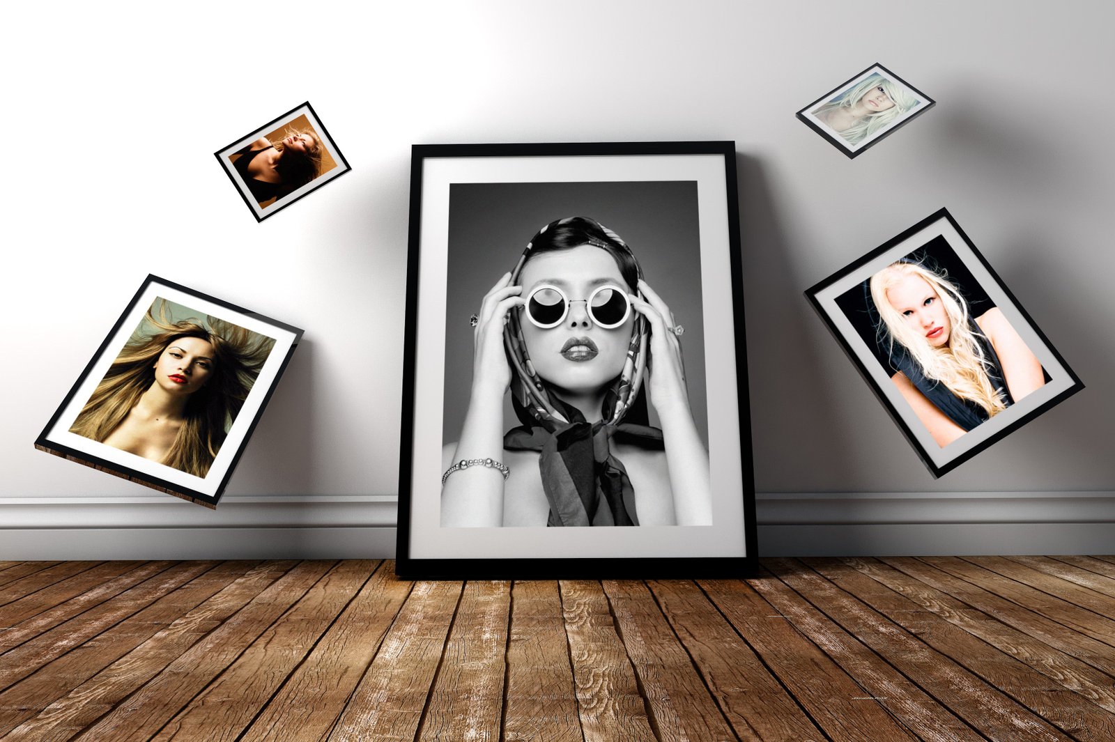 Photo Frame PSD Mockup